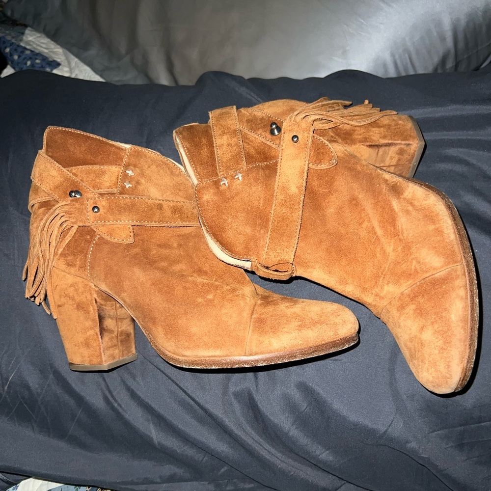 Women’s Rag & Bone suede booties sz 39